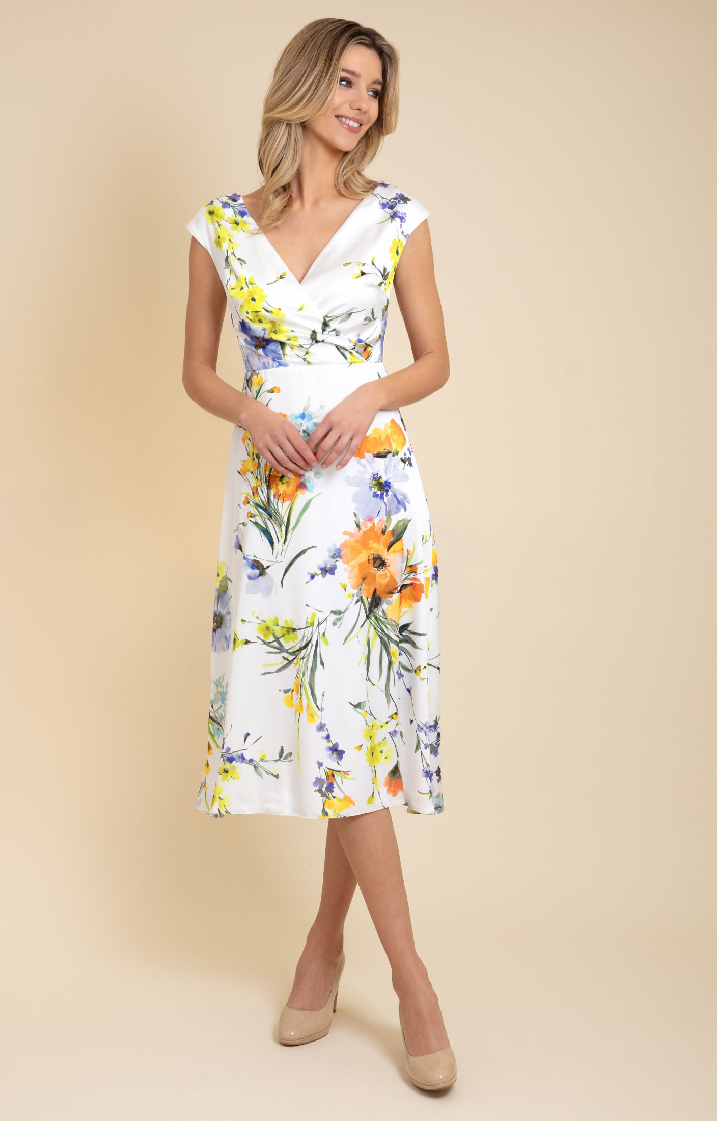 Midi dress flowers hotsell