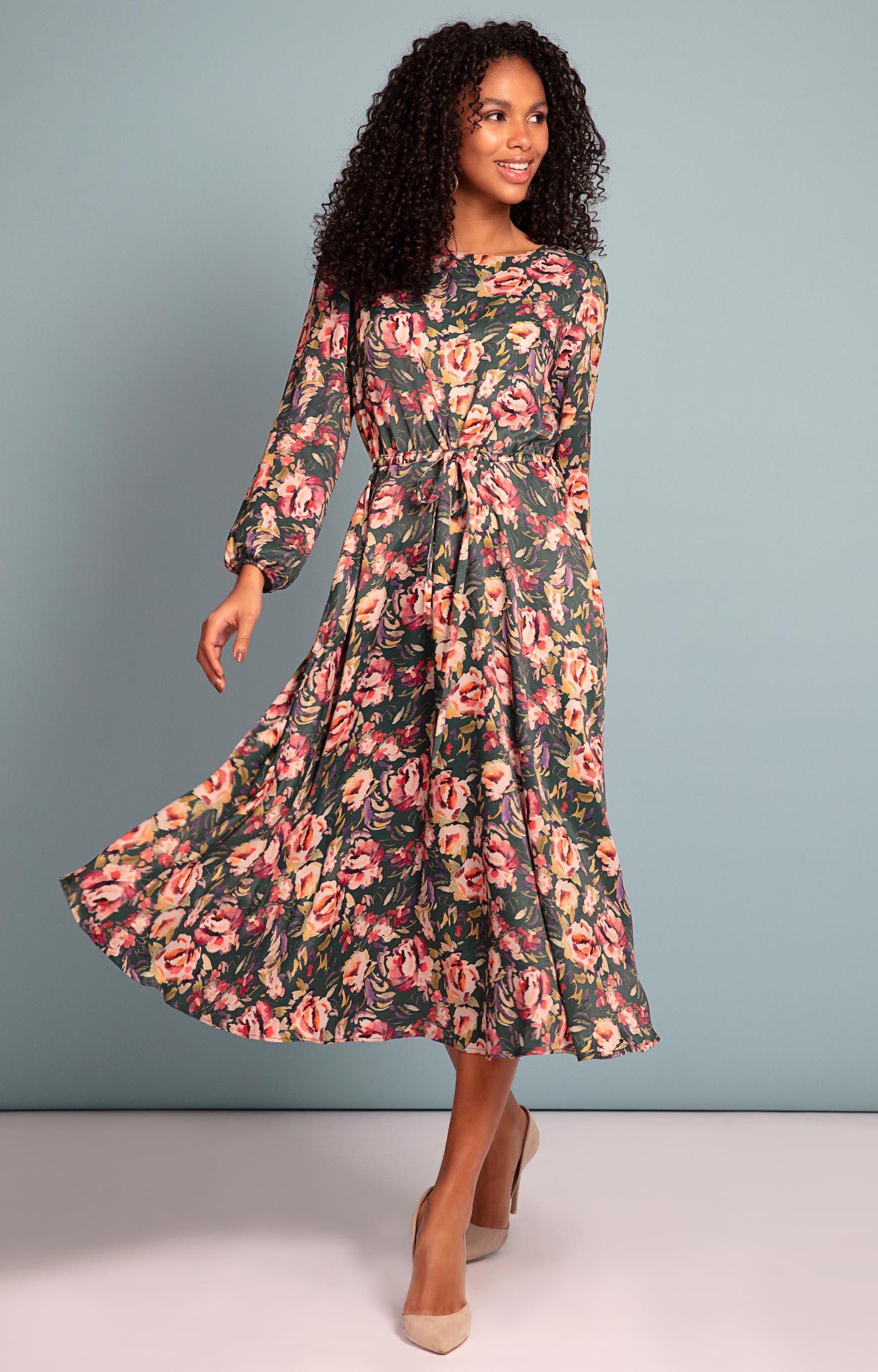 What are Floral Dresses?. Floral dresses are a type of dress that